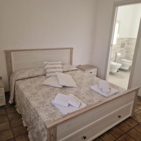 Claudia'S House Hotel Santa Teresa Gallura Ngoại thất bức ảnh